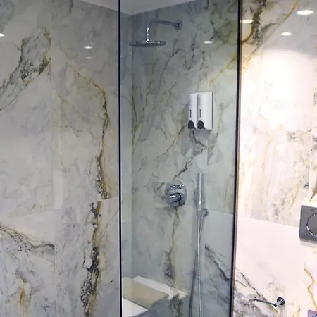 Casa Enetiko Hotel *