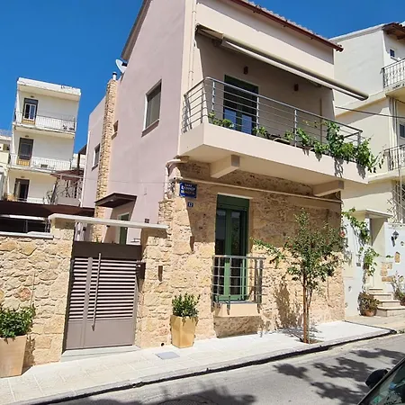 Casa Enetiko Hotel *