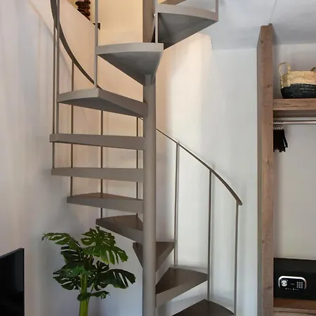 Casa Enetiko خانيا