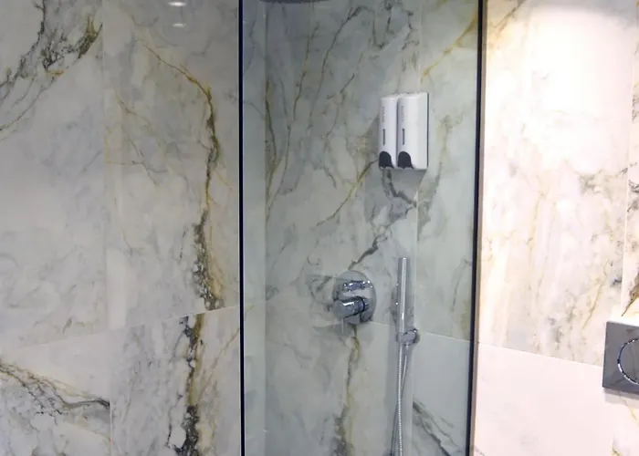 Casa Enetiko Hotel *